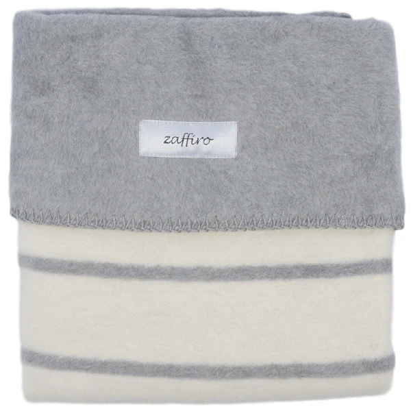Zaffiro Grijs & Ecru Gestreept 100 x 150 cm Ledikantdeken 15366 Zaffiro Grijs & Ecru Gestreept 100 X 150 Cm Ledikantdeken 15366 -Bekende Babyartikelen Winkel 23481 grijsecrustrependeken