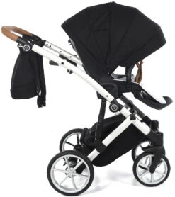 Tako Space Black Kinderwagen Incl. Tas 04 15 Tako Space Black Kinderwagen Incl. Tas 04 -Bekende Babyartikelen Winkel Tako Space Black Kinderwagen incl. Tas 04 13