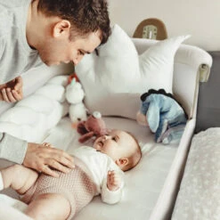 Babygo SideBySide Creme Wieg Aan Bed 4161 -Bekende Babyartikelen Winkel babygo sidebyside creme wieg aan bed 4161 1