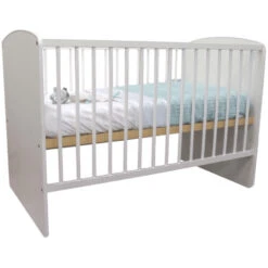 Babykamer Jasper: Ledikant, Commode En 2-Deurskast 5 Babykamer Jasper: Ledikant, Commode En 2-Deurskast -Bekende Babyartikelen Winkel babykamer jasper ledikant commode en 2 deurskast 4 1