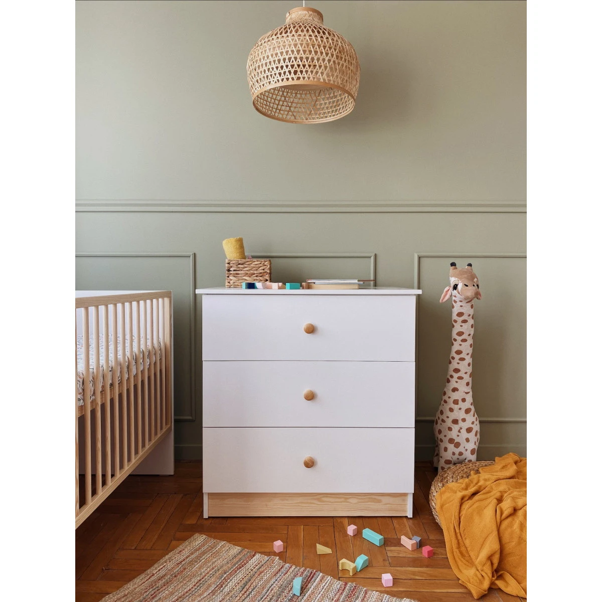 Commode Milly Wit Commode Milly Wit -Bekende Babyartikelen Winkel babykamermillyledikantcommodesfeer3