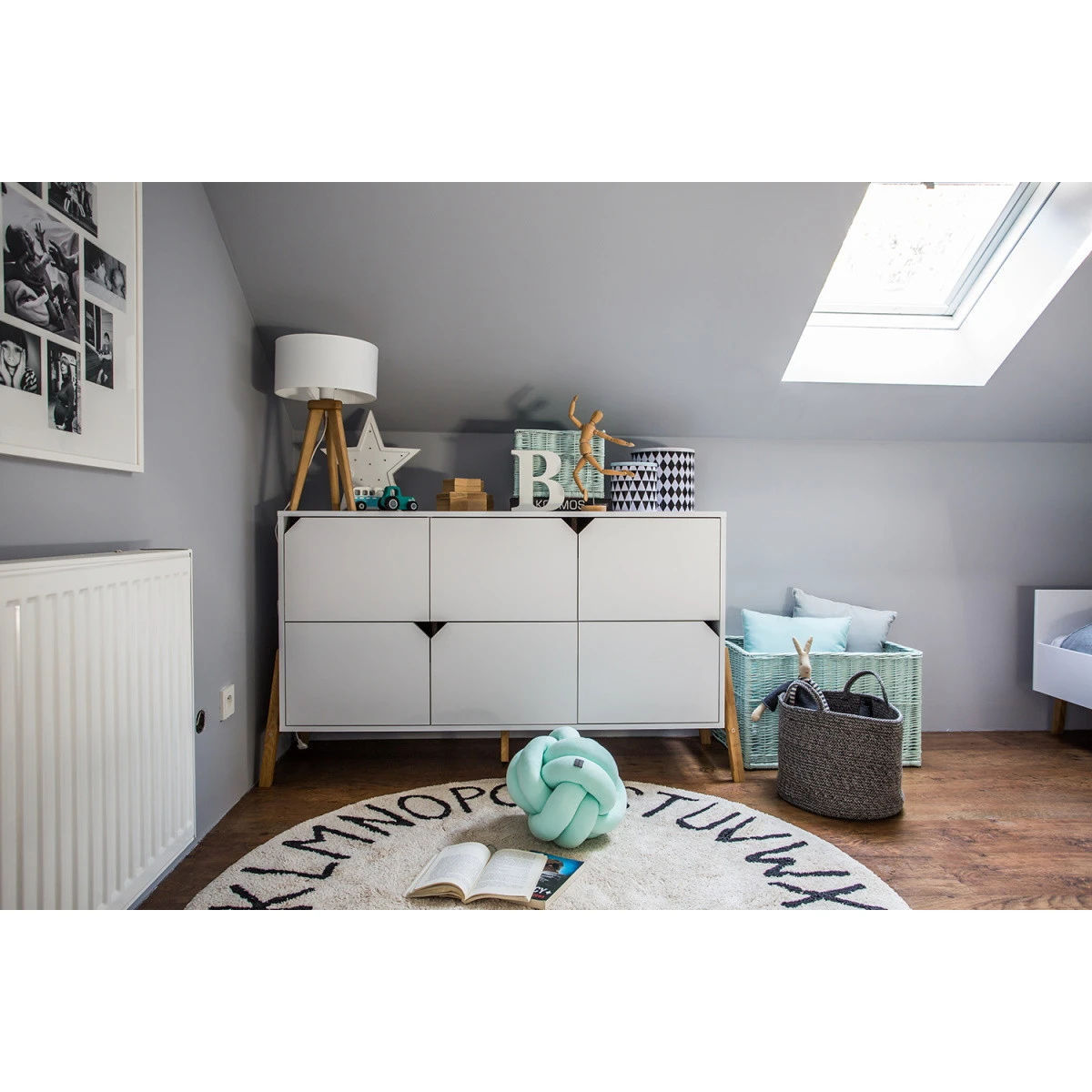 Bellamy Lotta Snow Commode met 6 Lades LOBIKO6S Bellamy Lotta Snow Commode Met 6 Lades LOBIKO6S -Bekende Babyartikelen Winkel bellamy lotta snow commode met 6 lades lobiko6s 6