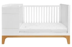 Bellamy UP! Grey 70 X 120/160 Cm 2-in-1 Meegroei Ledikant En Commode 6 Bellamy UP! Grey 70 X 120/160 Cm 2-in-1 Meegroei Ledikant En Commode -Bekende Babyartikelen Winkel bellamy up white 70 x 120 160 cm 2 in 1 meegroei ledikant en commode 7 2