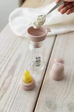 Bibs Blush 225 Ml Glazen Fles 5014244 -Bekende Babyartikelen Winkel bibs glazen fles trechter 1 1
