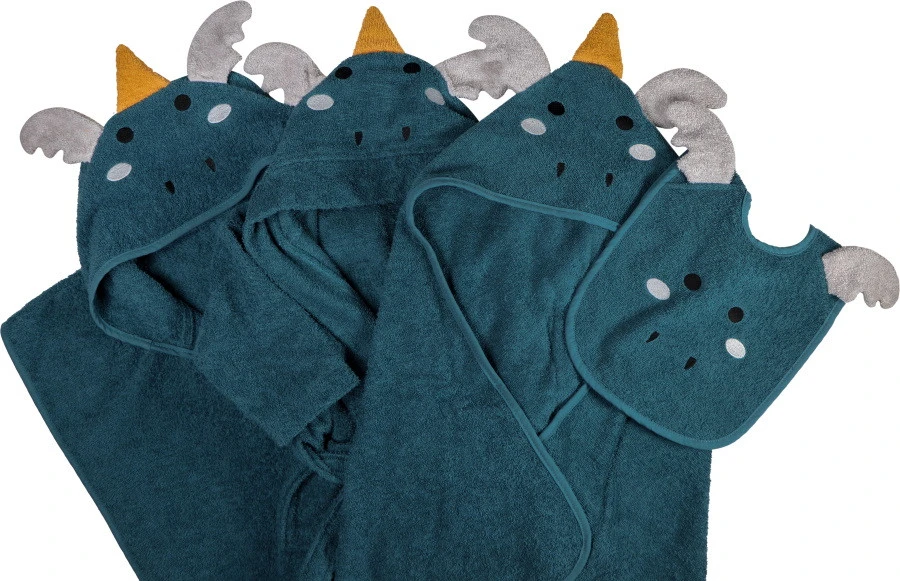 Blush & Blossom Dragon Diego Badstof Badcape TR-BB4209 Blush & Blossom Dragon Diego Badstof Badcape TR-BB4209 -Bekende Babyartikelen Winkel blush blossom dragon diego badcape bathrobe bibs poncho 2 3