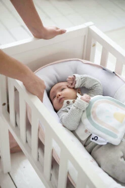 Doomoo Snoogy Regenboog Magnetronknuffel SY9 -Bekende Babyartikelen Winkel doomoo snoogy regenboog magnetronknuffel sy9 4