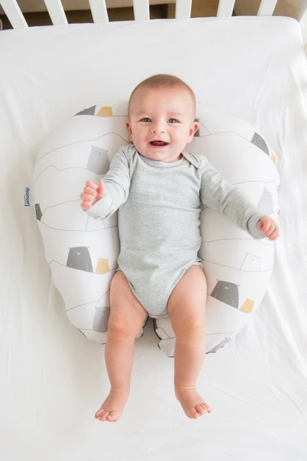 Doomoo Softy Bear Grey Voedingskussen S04 Doomoo Softy Bear Grey Voedingskussen S04 -Bekende Babyartikelen Winkel doomoo softy bear grey voedingskussen s04 1