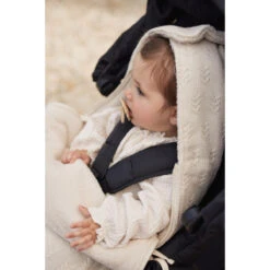 Jollein Grain Knit Oatmeal 3/5 Punts 0-9 Maanden Autostoel Voetenzak 025-811-67047 -Bekende Babyartikelen Winkel jollein grain knit oatmeal 0 9 maanden autostoel voetenzak 025 811 67047 3