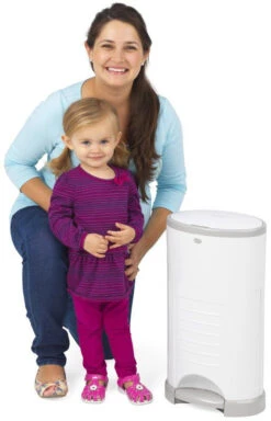 Korbell Wit Nappy Disposal System Luieremmer M250DSW 10 Korbell Wit Nappy Disposal System Luieremmer M250DSW -Bekende Babyartikelen Winkel korbell luieremmer sfeerfoto 1