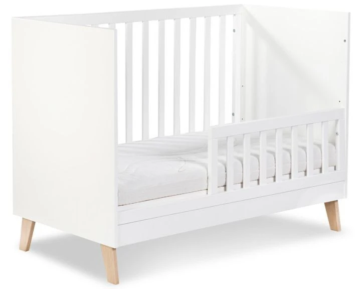 Ledikant Romy 60 x 120 cm Ledikant Romy 60 X 120 Cm -Bekende Babyartikelen Winkel
