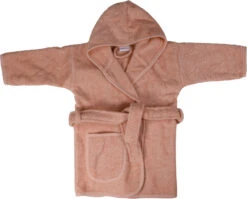 MamaLoes Badstof Light Pink 1-2jr Badjas ML5385 4 MamaLoes Badstof Light Pink 1-2jr Badjas ML5385 -Bekende Babyartikelen Winkel mamaloes badstof light pink 1 2jr badjas ml5385 02