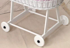 MamaLoes Grey Star De Luxe Wit Baby Wiegje 66759 -Bekende Babyartikelen Winkel mamaloes grey star de luxe wit baby wiegje 3 1