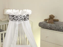 MamaLoes Panter Grijs Deluxe Wit Baby Wiegje 80749 5 MamaLoes Panter Grijs Deluxe Wit Baby Wiegje 80749 -Bekende Babyartikelen Winkel mamaloes panter grijs deluxe wit baby wiegje 80749 2