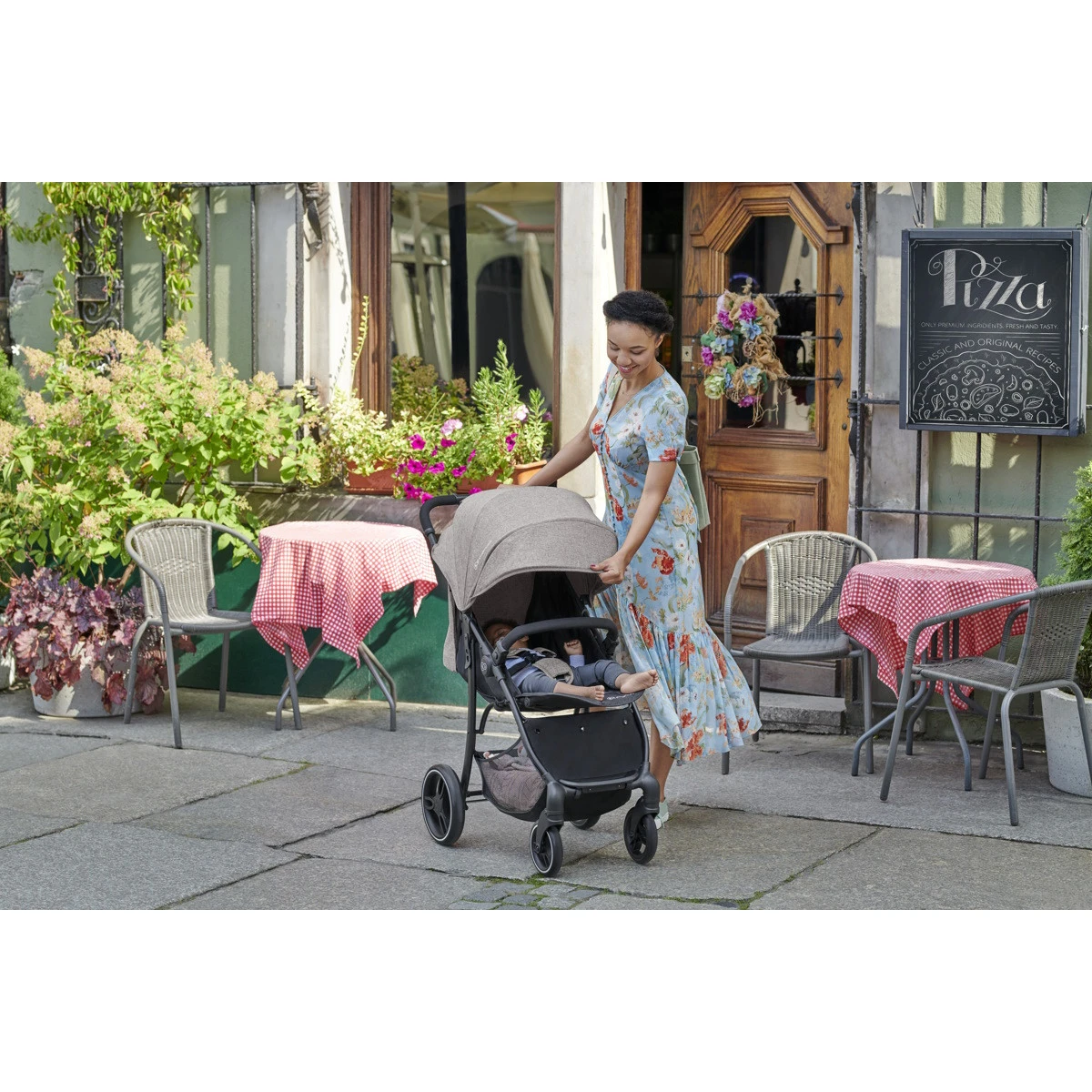 Kinderkraft Trig 2 Grey Wandelwagen KSTRIG2TGRY0000 Kinderkraft Trig 2 Grey Wandelwagen KSTRIG2TGRY0000 -Bekende Babyartikelen Winkel twig 2 sfeer 3 1 1